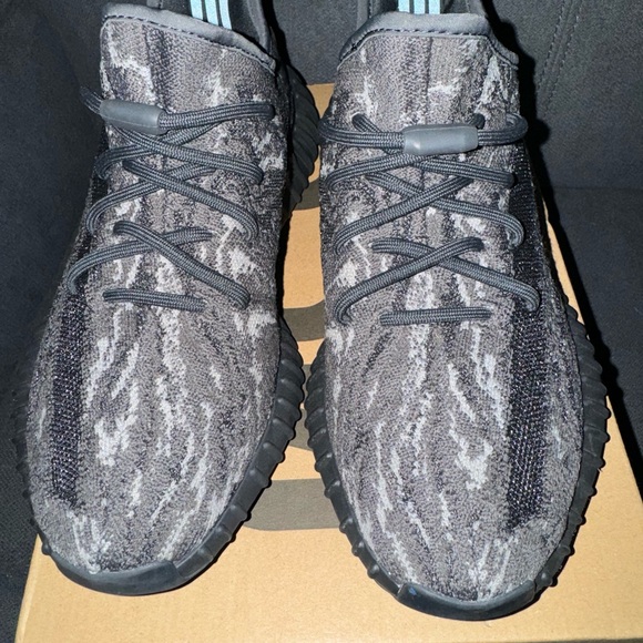 Yeezy Boost 350 V2 “MX Dark Salt”